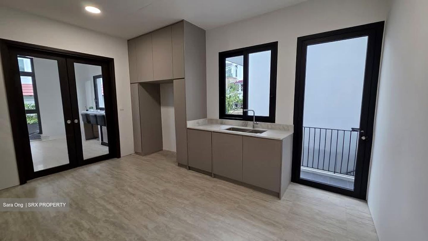Henry Park (D10), Detached #555430791